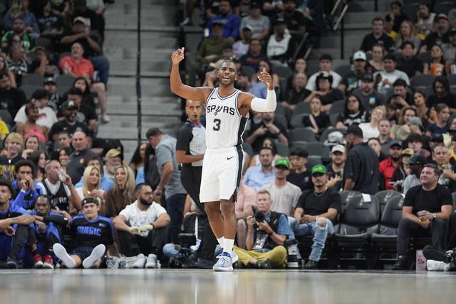 余嘉豪18分王哲林13分10篮板 浙江力克上海