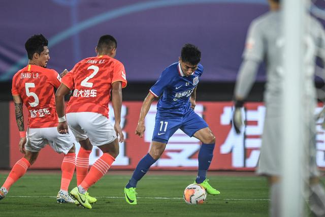 意甲-吉鲁2助攻奥卡福尔绝杀 AC米兰3-2乌迪内
